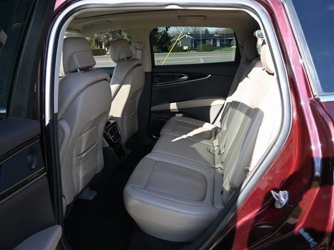 Used 2023 Lincoln Nautilus Reserve w/ Equipment Group 201A image 24