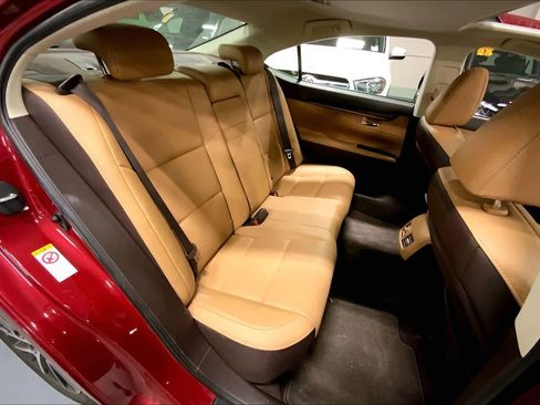 Used 2016 Lexus ES 350 image 18