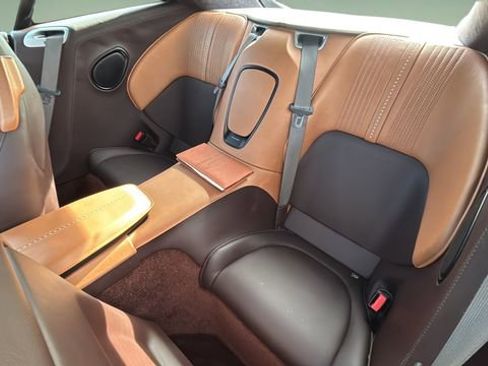 Used 2017 Aston Martin DB11 V12 image 18