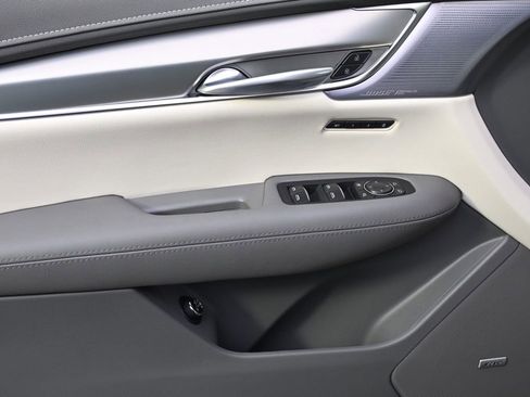 New 2026 Cadillac XT5 Premium Luxury w/ Driver Assist Package image 22