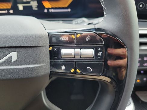 New 2026 Kia Sorento S image 27