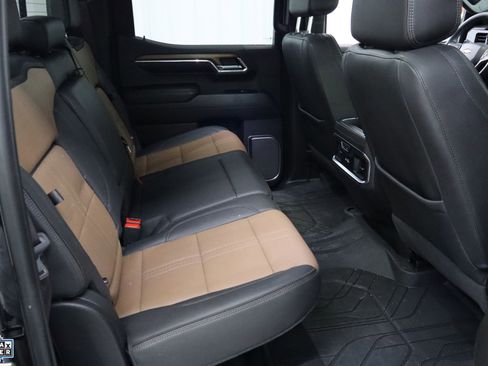Used 2023 Chevrolet Silverado 1500 High Country image 26