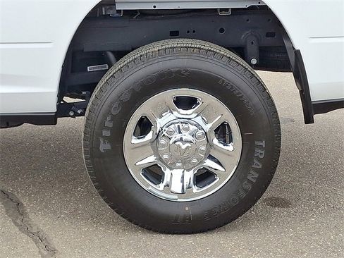 Used 2024 RAM 2500 Tradesman w/ Chrome Appearance Group image 26