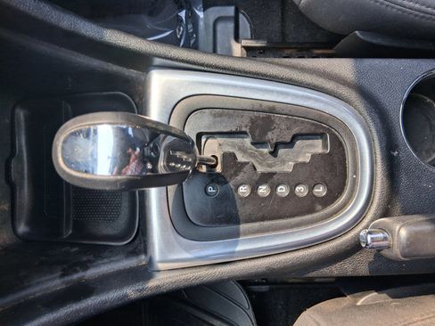 Used 2014 Chrysler 200 LX FWD image 14