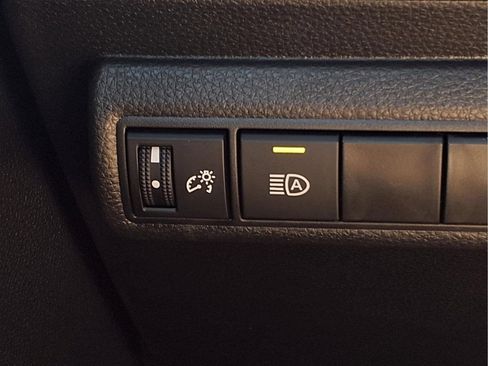 Used 2026 Toyota Corolla LE FWD image 24