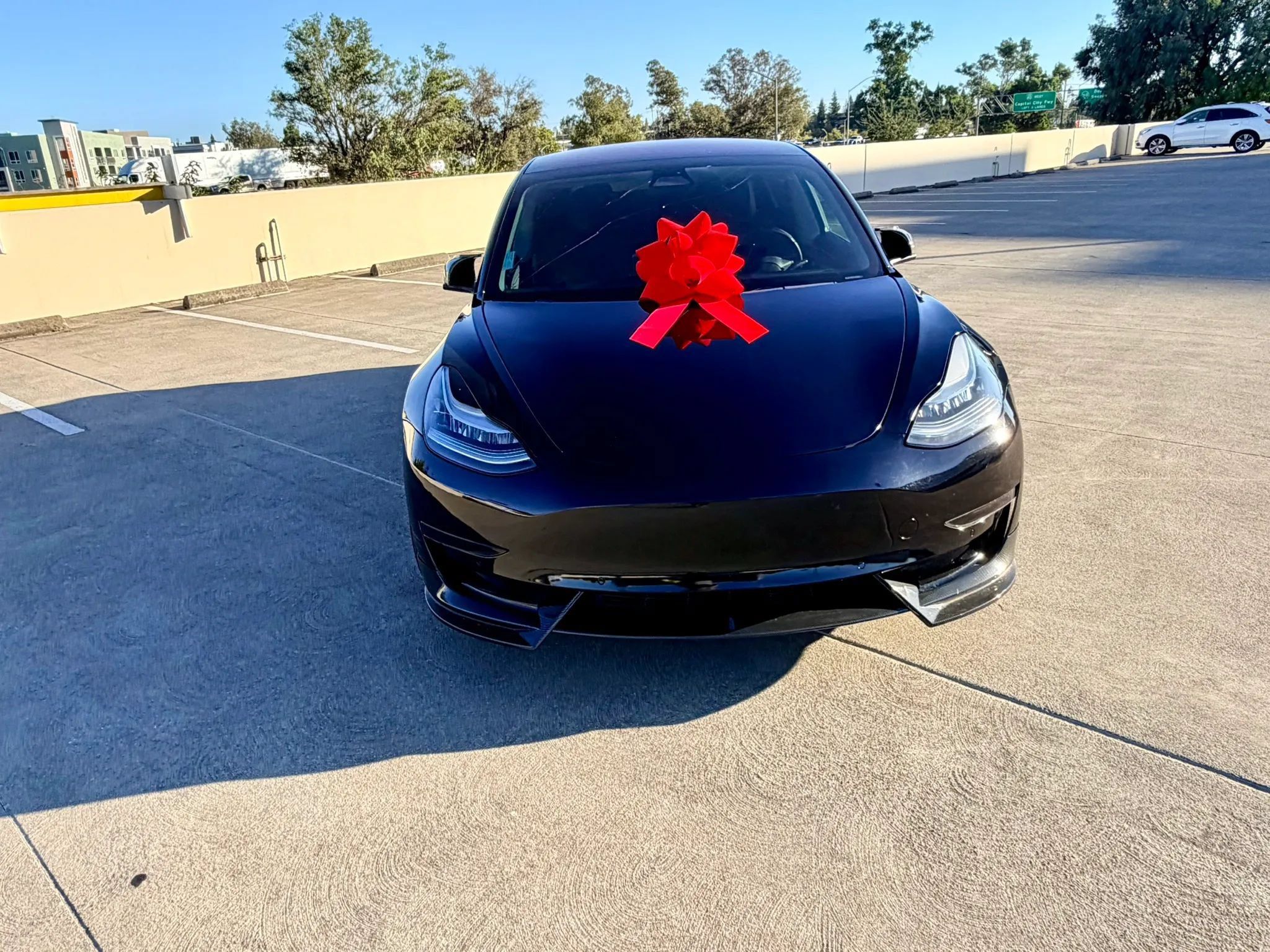 Used 2018 Tesla Model 3 Mid Range RWD image 3