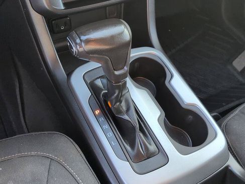 Used 2019 Chevrolet Colorado LT w/ LT Convenience Package AWD/4WD image 31