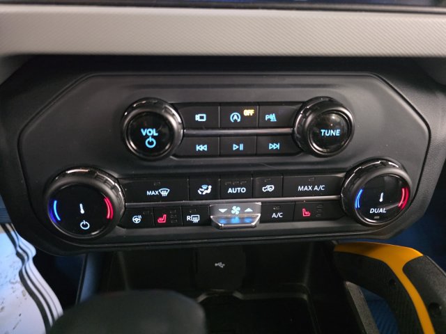 Used 2022 Ford Bronco Badlands AWD/4WD image 16