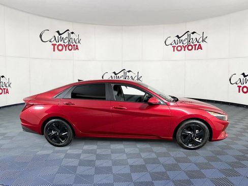 Used 2023 Hyundai Elantra SEL FWD image 8