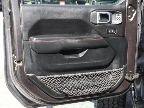 Used 2020 Jeep Gladiator Rubicon AWD/4WD image 17