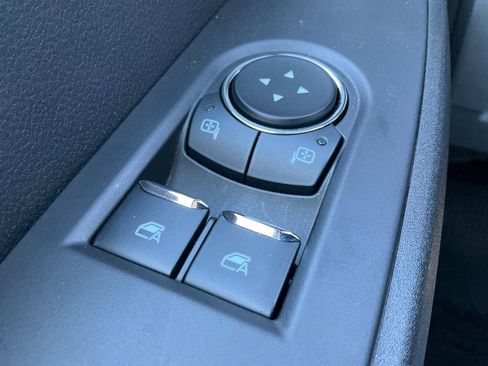 Used 2024 Ford F450 XL w/ XL Chrome Package image 32