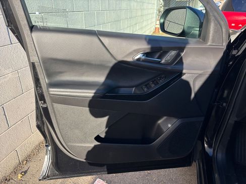 Used 2025 Chevrolet Equinox LT image 20