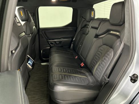 Used 2024 Rivian R1T Adventure AWD/4WD image 21