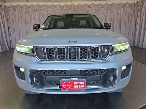 Used 2021 Jeep Grand Cherokee L Overland w/ Advanced Protech Group III AWD/4WD image 11