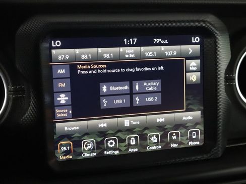 Used 2023 Jeep Wrangler Unlimited Sahara w/ Cold Weather Group AWD/4WD image 29