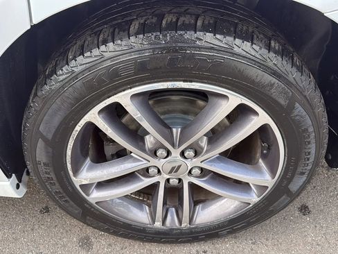 Used 2018 Dodge Charger GT image 9