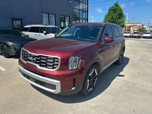 Used 2024 Kia Telluride S w/ S Sunroof Package AWD/4WD image 2