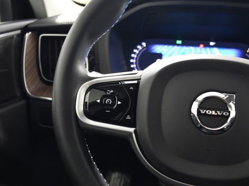 Used 2023 Volvo XC60 B6 Ultimate AWD/4WD image 29