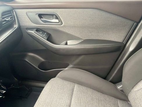 Used 2023 Nissan Rogue SV AWD/4WD image 20
