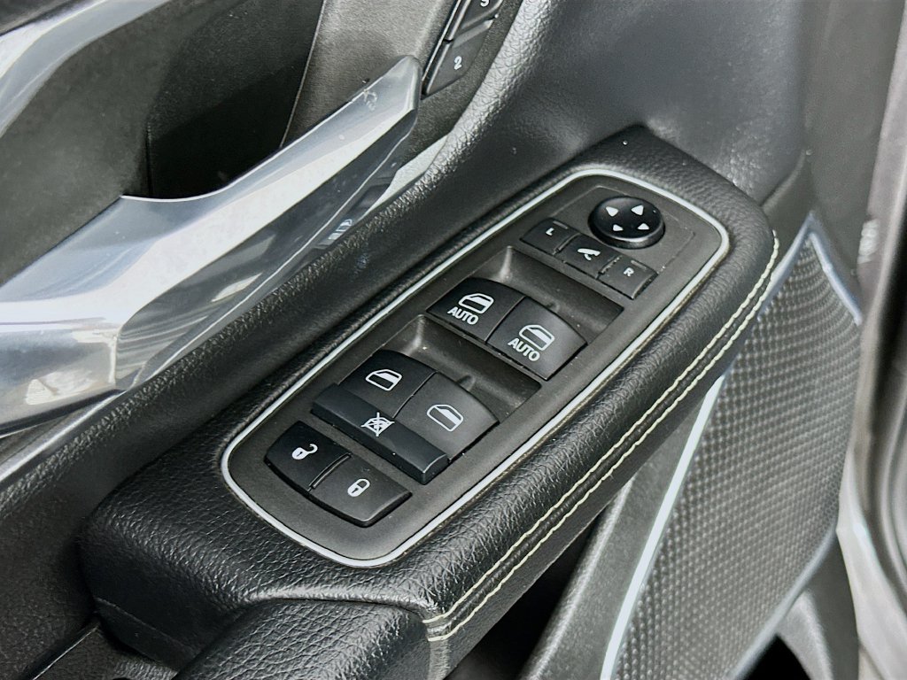 Used 2021 RAM 1500 Laramie AWD/4WD image 27