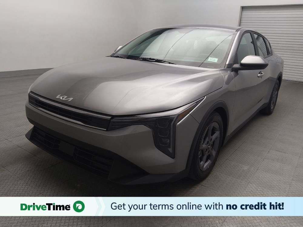 Used 2025 Kia K4 FWD image 1