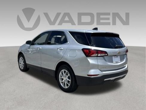 Used 2022 Chevrolet Equinox LT FWD image 11