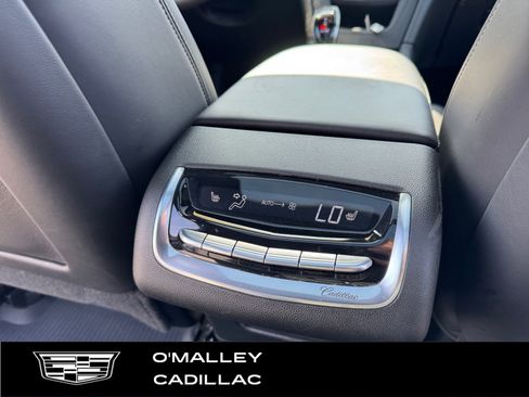 Certified 2025 Cadillac XT6 Sport w/ Platinum Package AWD/4WD image 16
