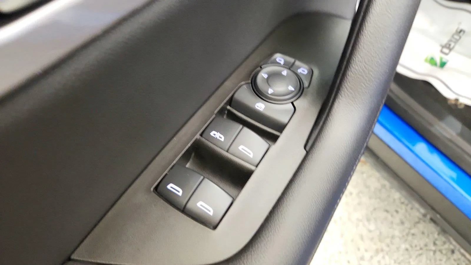 Used 2024 Chevrolet Blazer LT w/ Convenience Package FWD image 22