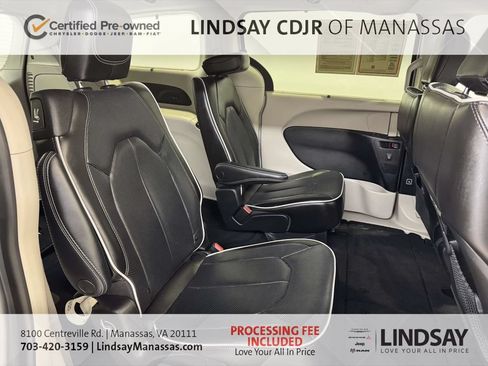 Used 2022 Chrysler Pacifica Limited FWD image 16
