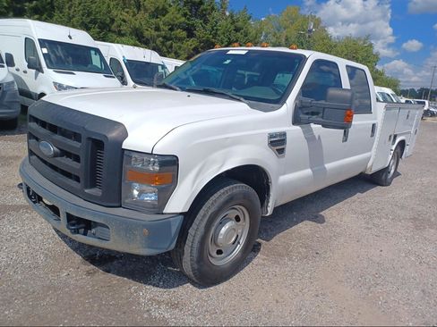 Used 2010 Ford F250 2WD Crew Cab Super Duty image 1