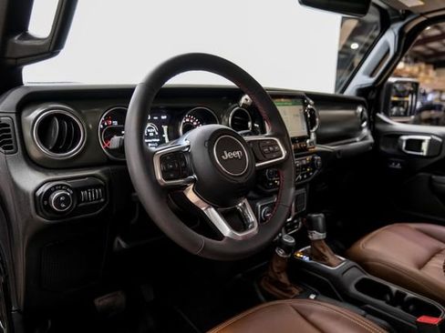 Used 2020 Jeep Gladiator Rubicon image 16