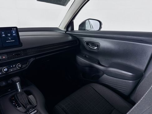 Certified 2026 Honda HR-V LX image 26