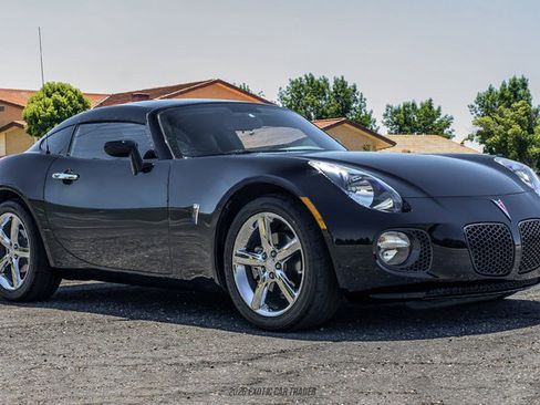 Used 2009 Pontiac Solstice GXP w/ Premium Package RWD image 19