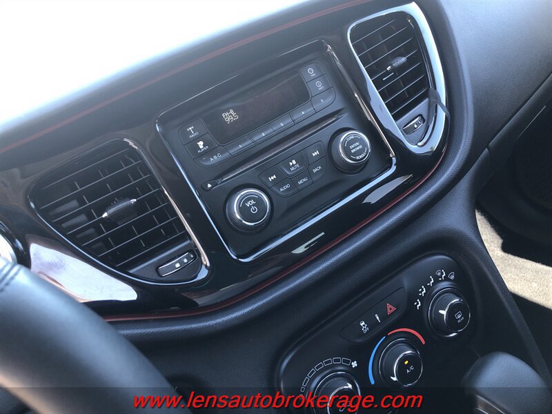 Used 2015 Dodge Dart SE w/ Convenience Group FWD image 14