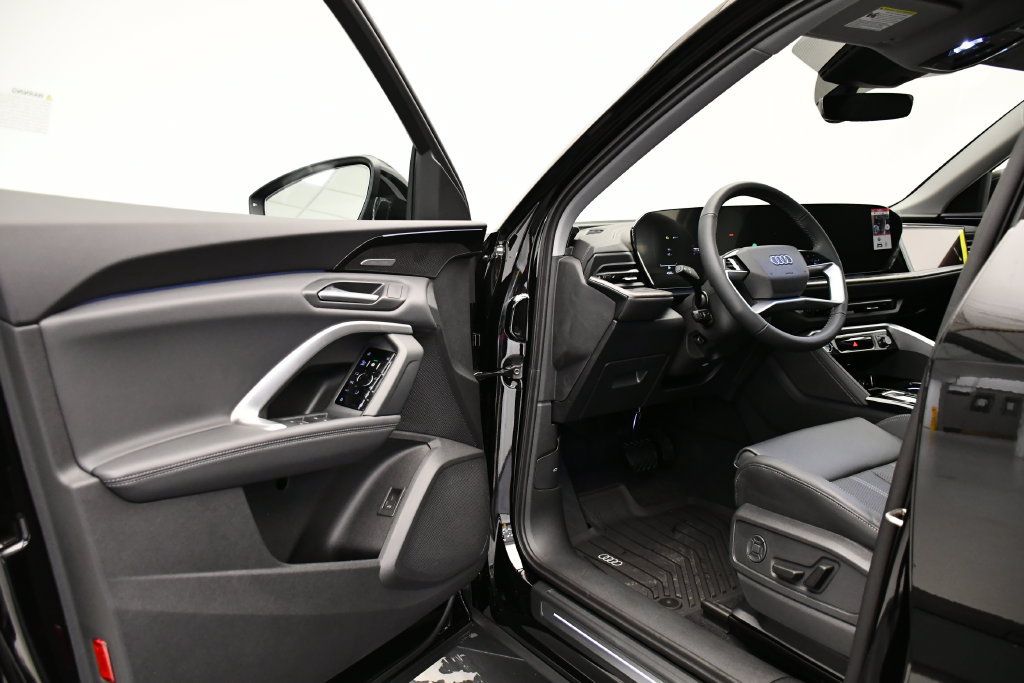 Used 2025 Audi Q5 Prestige AWD/4WD image 34