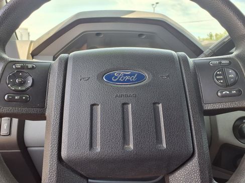 Used 2011 Ford F350 XLT w/ XLT Premium Pkg AWD/4WD image 14