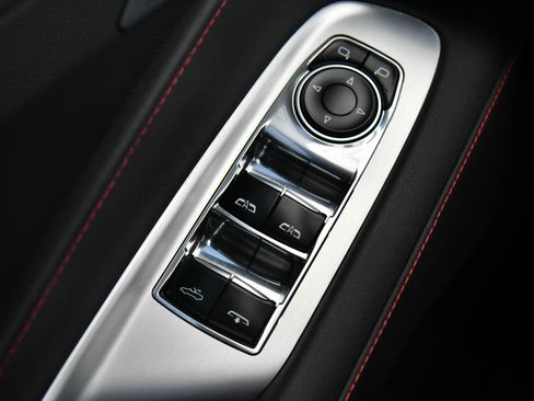 Used 2024 Chevrolet Corvette Stingray Convertible w/ 1LT image 41