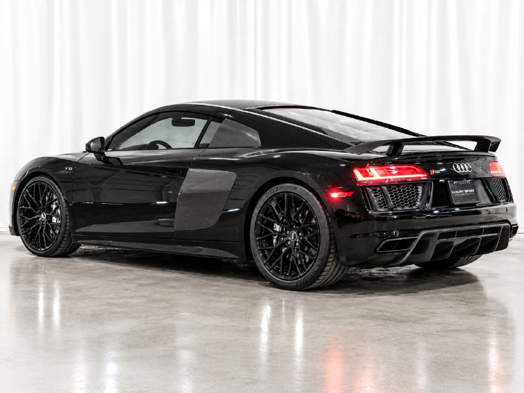 Used 2017 Audi R8 V10 plus AWD/4WD image 3