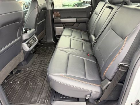 Used 2025 Ford F250 Lariat w/ Chrome Package image 44