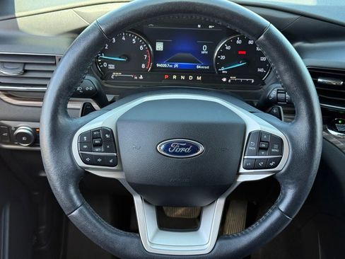 Used 2021 Ford Explorer Limited w/ Equipment Group 301A image 13