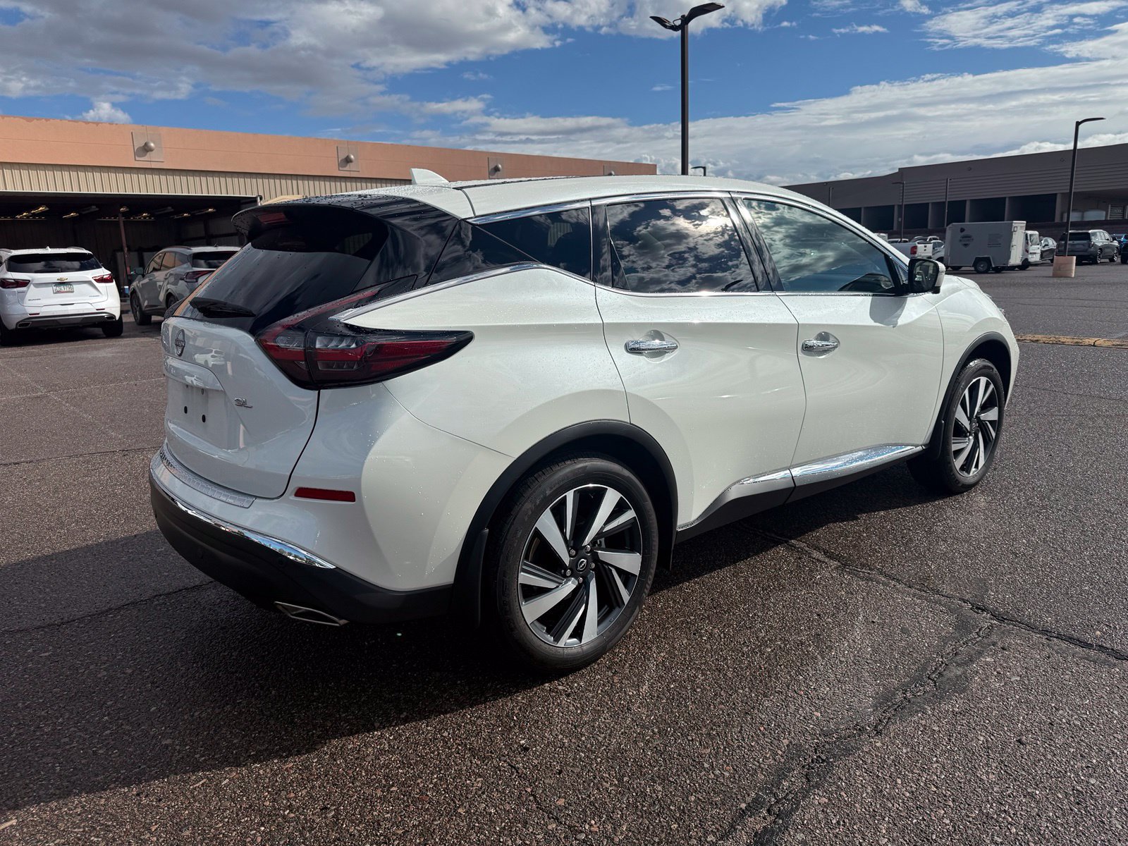 Certified 2024 Nissan Murano SL w/ Cargo Package FWD image 5