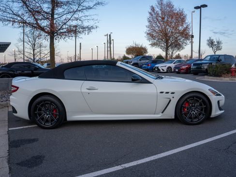 Used 2013 Maserati GranTurismo Sport image 6