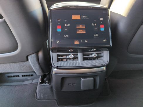 New 2026 Cadillac Vistiq Luxury image 27