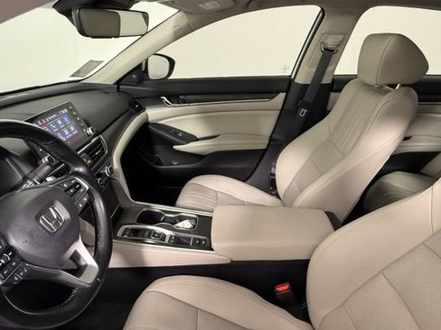 Used 2021 Honda Accord Touring image 27