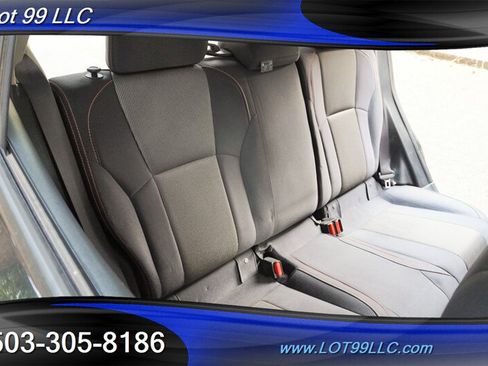 Used 2019 Subaru Crosstrek 2.0i Premium AWD/4WD image 14