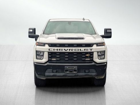 Used 2020 Chevrolet Silverado 2500 Custom w/ Custom Value Package image 2