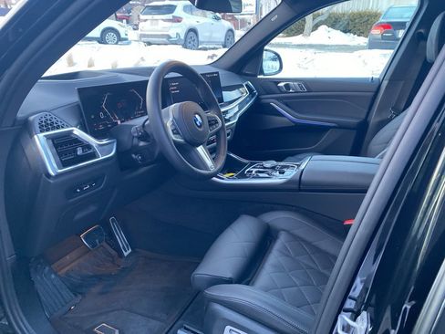 Used 2026 BMW X5 xDrive40i w/ M Sport Package image 7