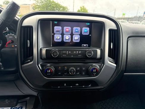 Used 2018 GMC Sierra 1500 SLE w/ SLE Value Package AWD/4WD image 16