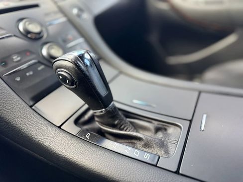 Used 2015 Ford Taurus Limited FWD image 25