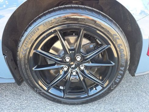 Used 2024 Ford Mustang GT Premium image 6